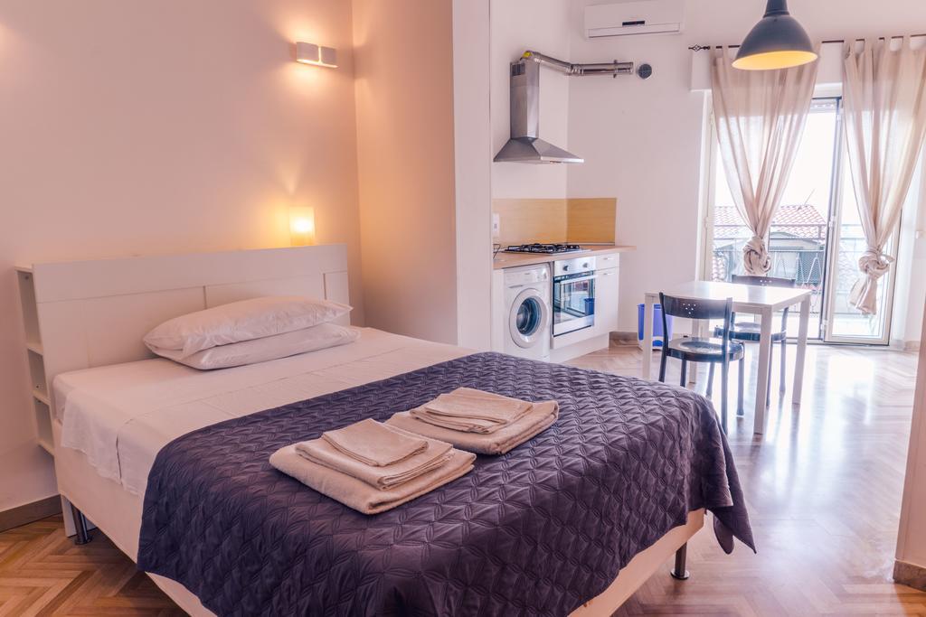 Апартаменты Solobed Реджо-ди-Калабрия Экстерьер фото